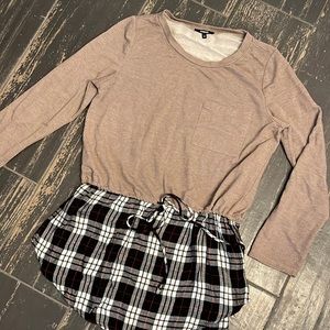 Flannel Trimmed Long Leeve